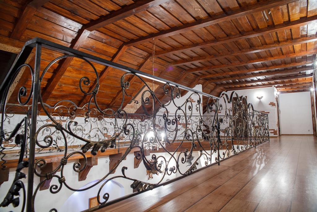 Hôtel Karalinski Falvarok Tyzengauza à Korolino  Chambre photo