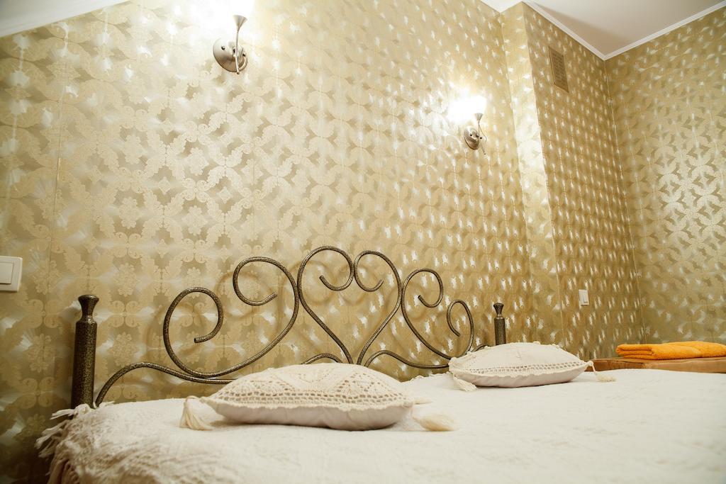 Hôtel Karalinski Falvarok Tyzengauza à Korolino  Chambre photo