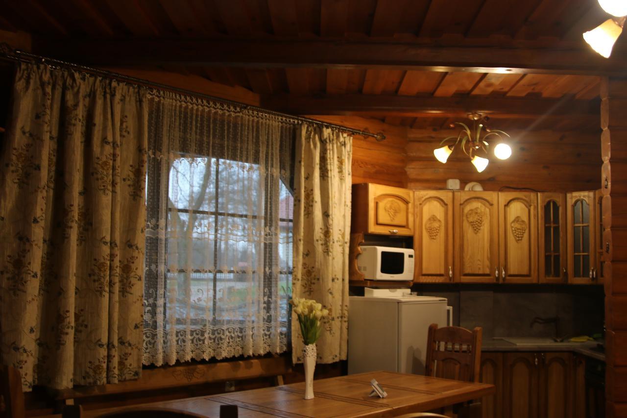 Hôtel Karalinski Falvarok Tyzengauza à Korolino  Extérieur photo